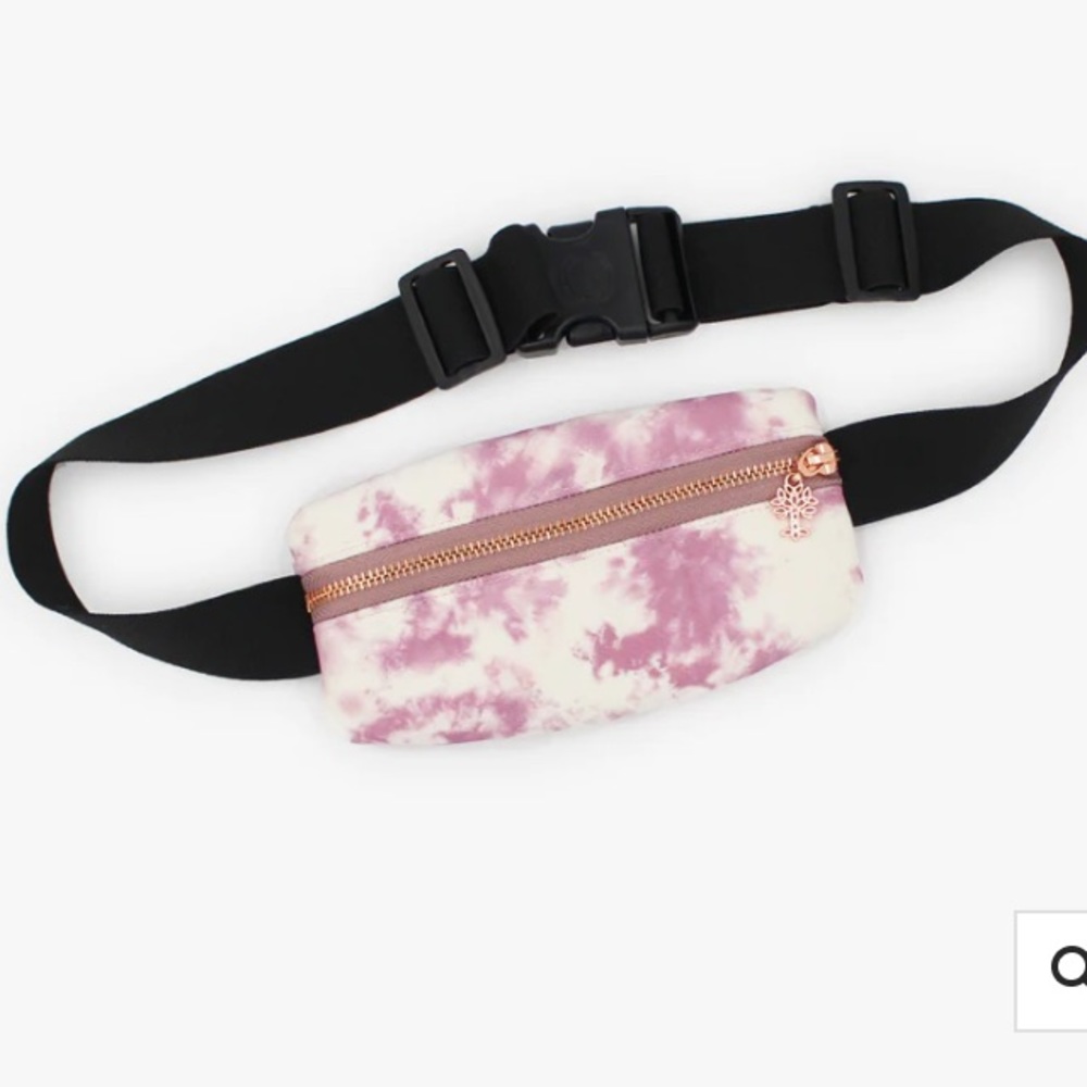 NWT Oak and Reed Waist Band Bag Hands Free Camo Pink Running Travel On the Go